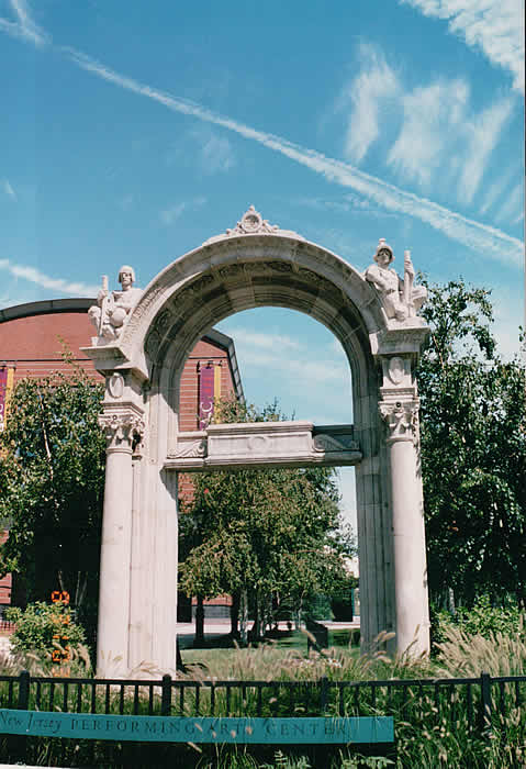15 Center Street
(Old) Entrance to Military Park Hotel
2002/2003
Photo from Jule Spohn
