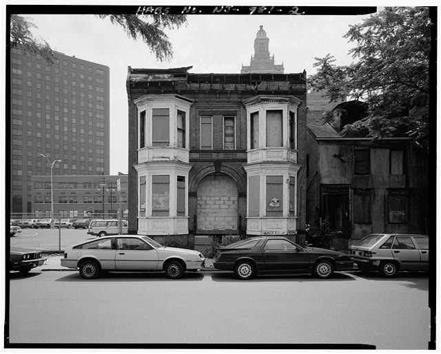 82 University Avenue
Library of Congress, Prints and Photograph Division, Washington, D.C. 20540 USA
