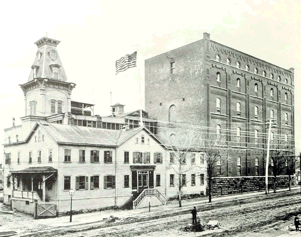 333 Springfield Avenue
Hills Union Brewery - John Baier Brewers
From "Essex County, NJ, Illustrated 1897":
