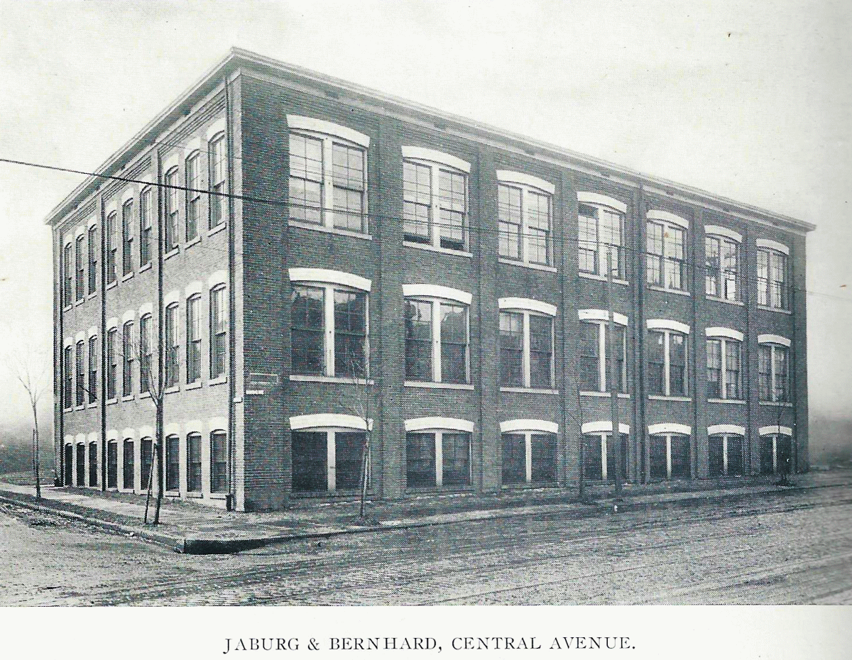 418 Central Avenue
Jaburg & Bernhard - Clothing
From "Newark - The City of Industry" Published 1912
