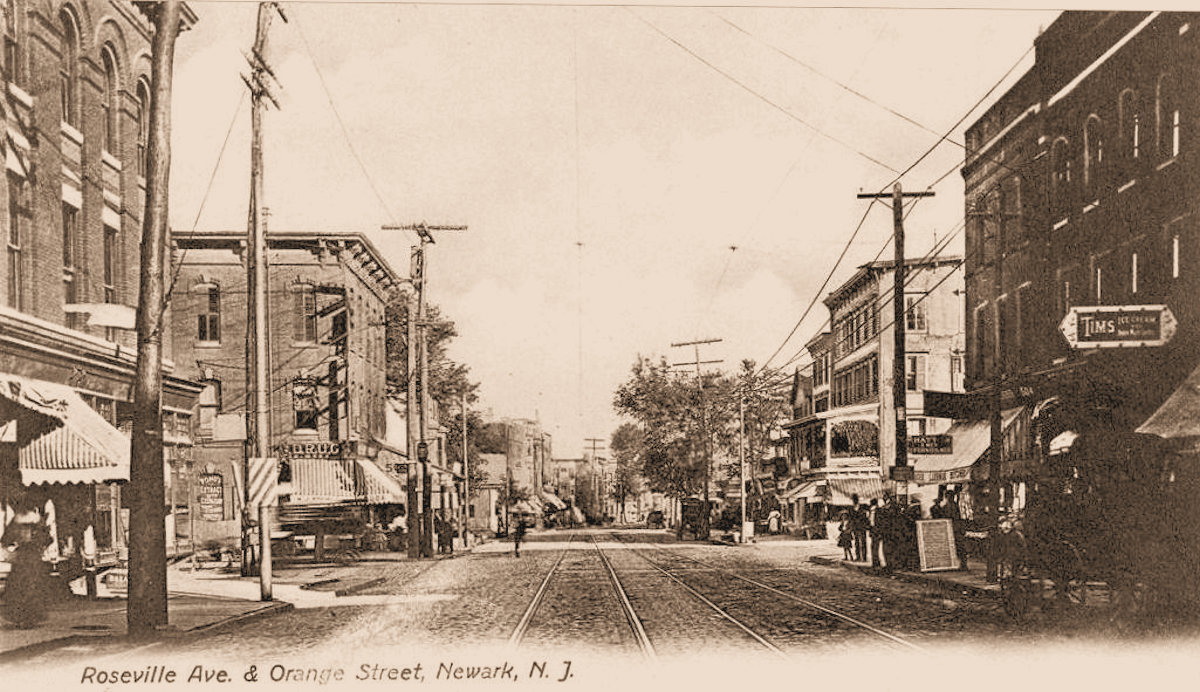 Orange Street & Roseville Avenue
Postcard

