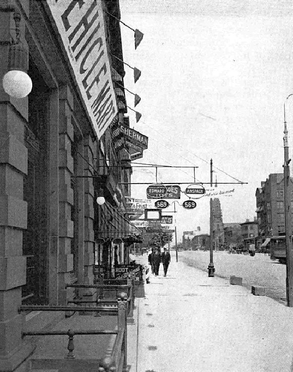 573 Broad Street Looking North
1913
Photos from "Comprehensive Plan of Newark 1915"
