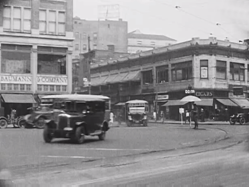 575 Broad Street - 1926
From: "Sightseeing in Newark 1926 Part 1"
