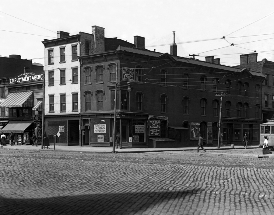 579-583 Broad Street
From the William F. Cone Collection
