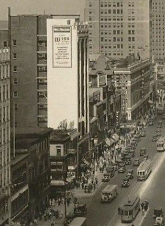 635-677 Broad Street
1930

