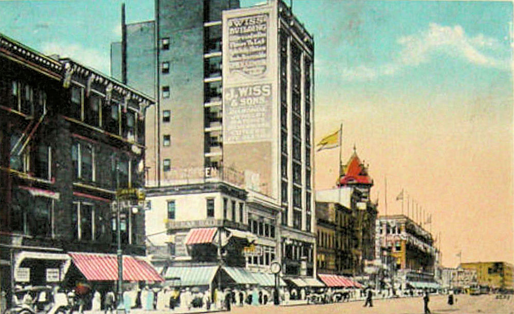 677 Broad Street looking North
~1910
Postcard
