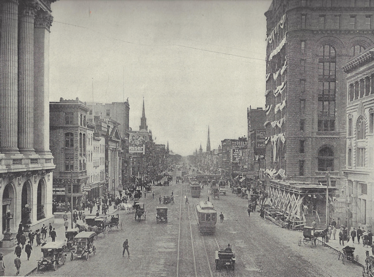 753 Broad Street looking south.
From: "Newark Illustrated 1909-1910" Published by Frank A. Libby 1909
