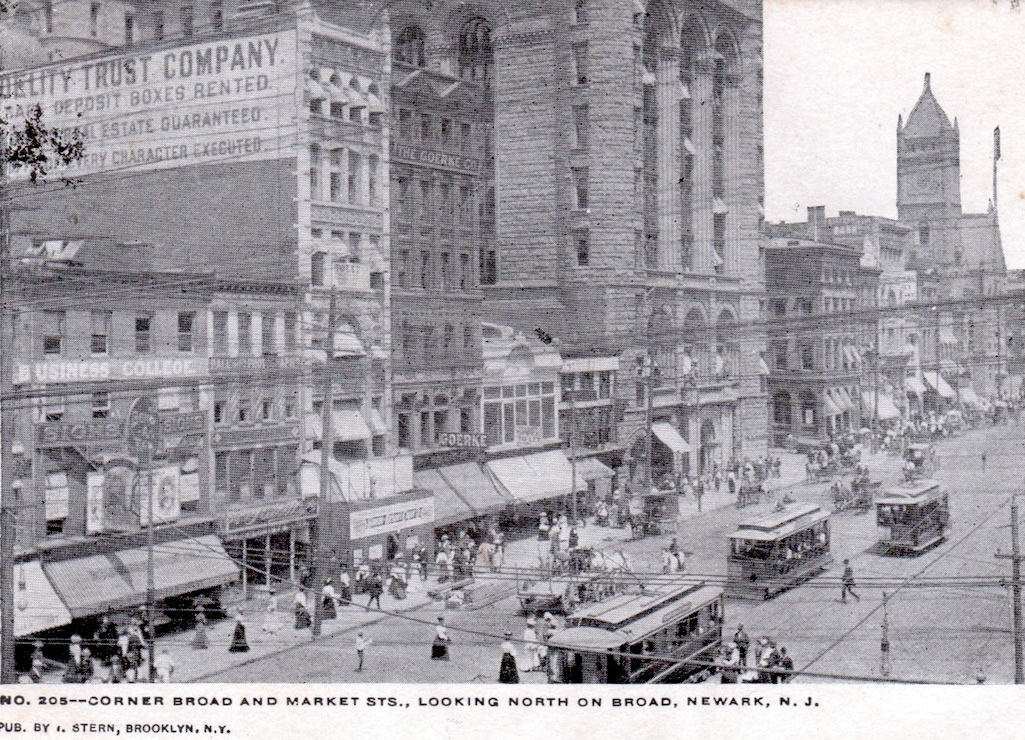 700 block of Broad Street
~1910
Postcard
