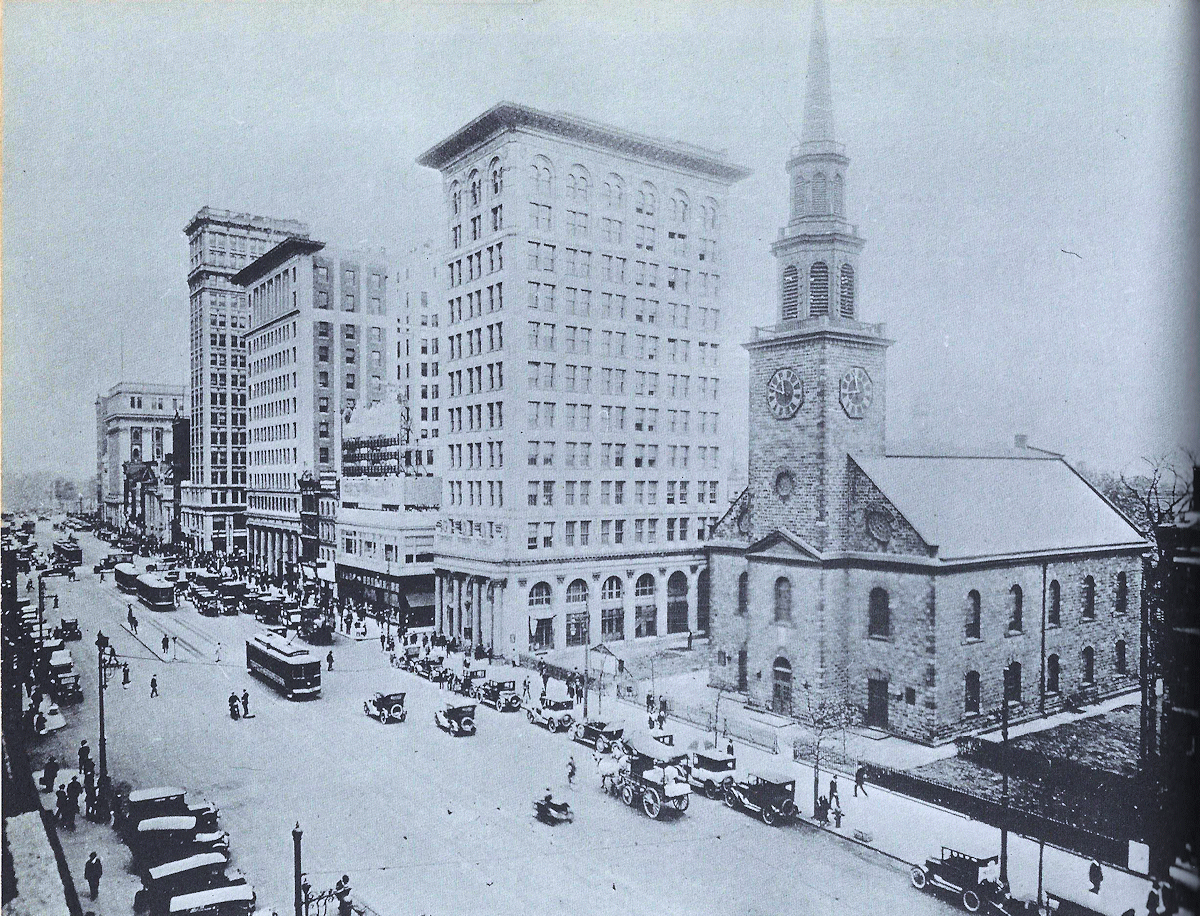 828 Broad Street Looking North
~1912
