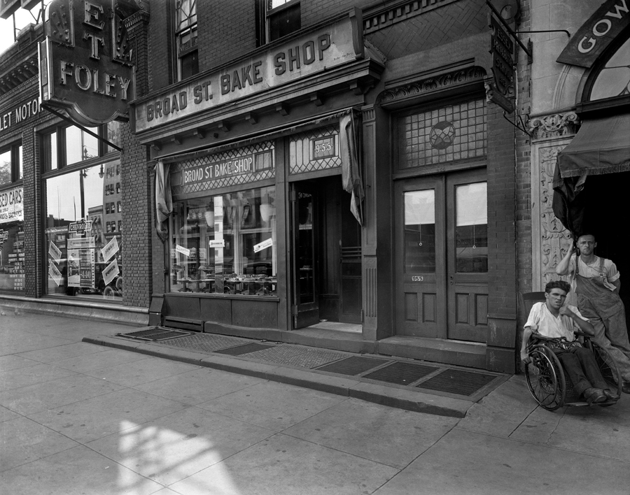 955 Broad Street
Broad Street Bake Shop
Photo from William F. Cone Collection
