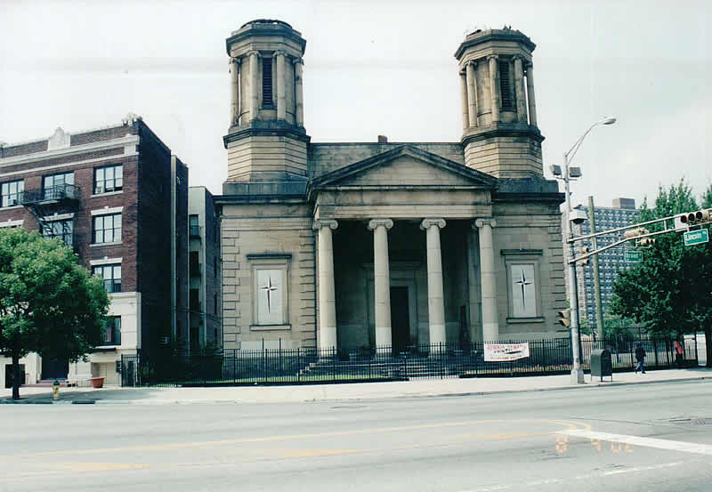 1035 Broad Street
South Park Presbyterian Church Facade
2002/3
Photo from Jule Spohn
