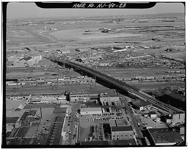 Haynes Avenue bridge over railroad
Photo from Library of Congress
