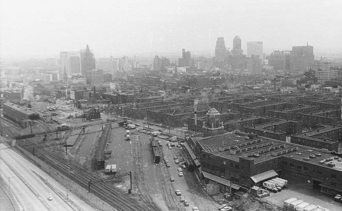 Southeast view from the Colonnade Apartments
Click on photo again to enlarge.
Photo from the Samuel Berg Collection at the Newark Public Library
