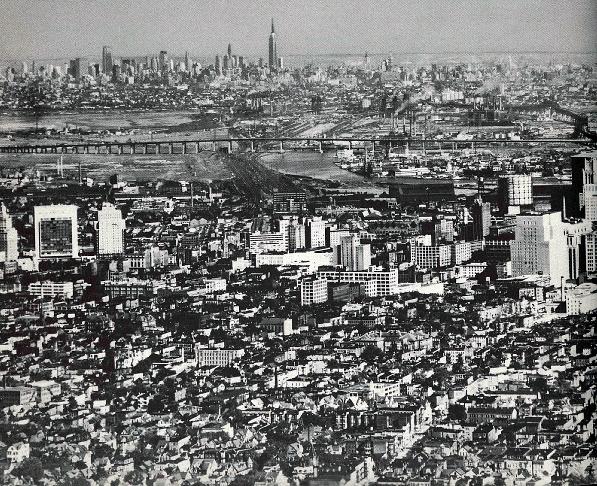 Newark & the New York Skyline
From: ReNew Newark 1961
