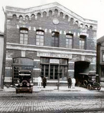 75 Bergen Street
1914
Newark City Hospital Ambulance Garage

