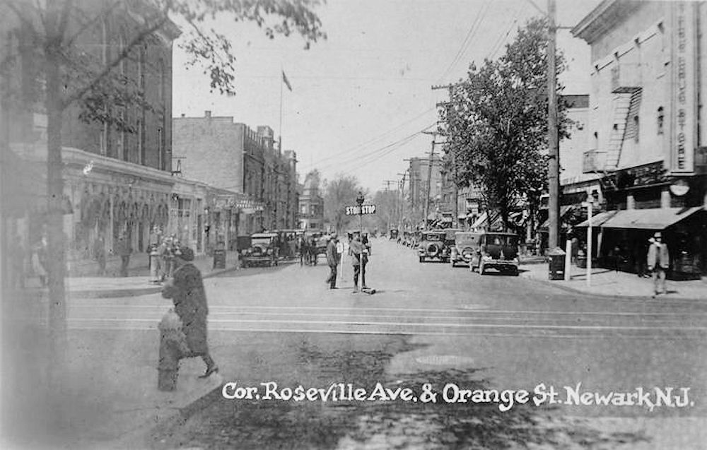 Roseville Avenue & Orange Street
Postcard
