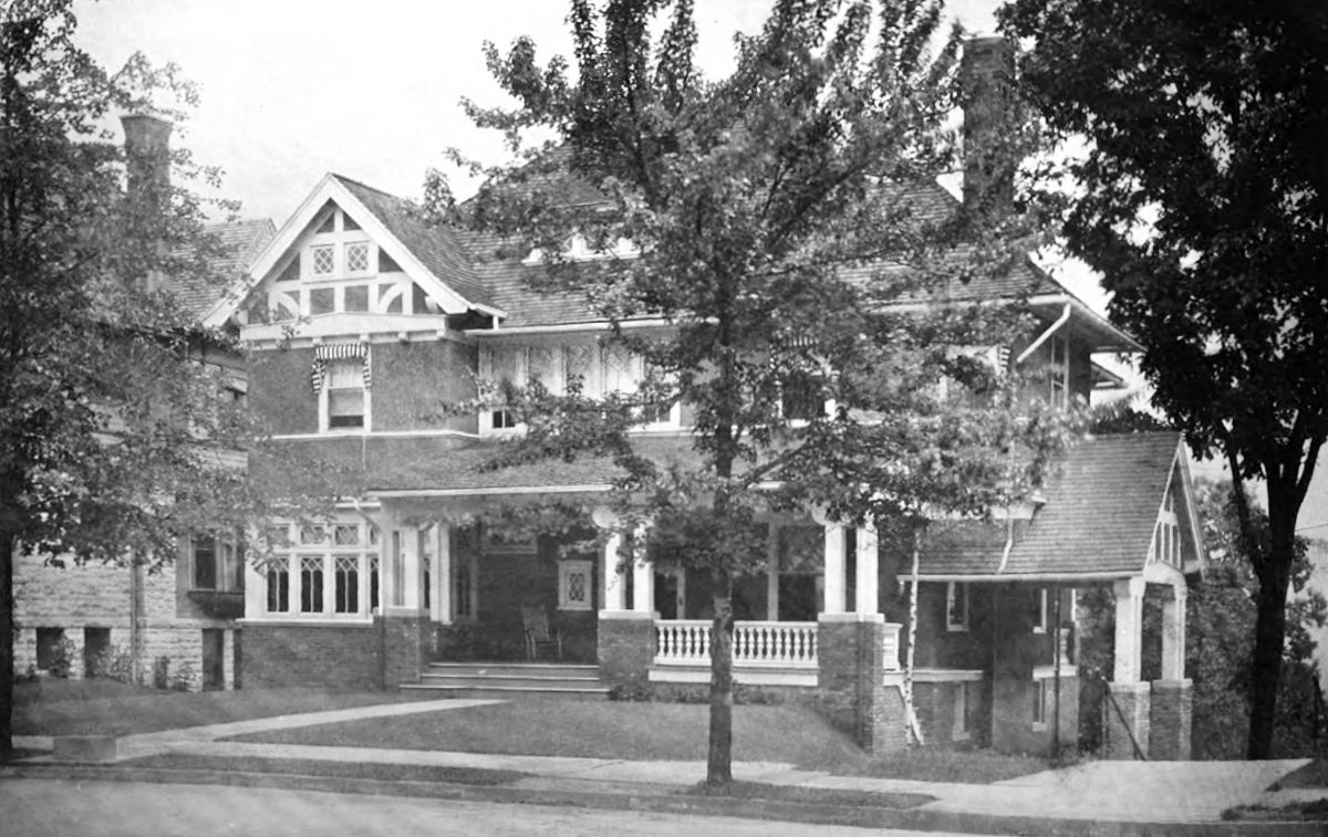 433 Mount Prospect Avenue
Photo from Scientific American Building Monthly February 1905
